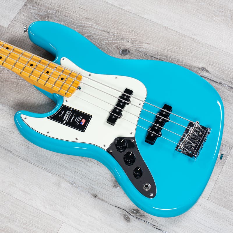 Fender American Professional II Jazz Bass Left-Hand, Maple Fingerboard, Miami Blue