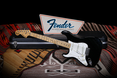 1982 Fender Stratocaster Left Hand "Black"