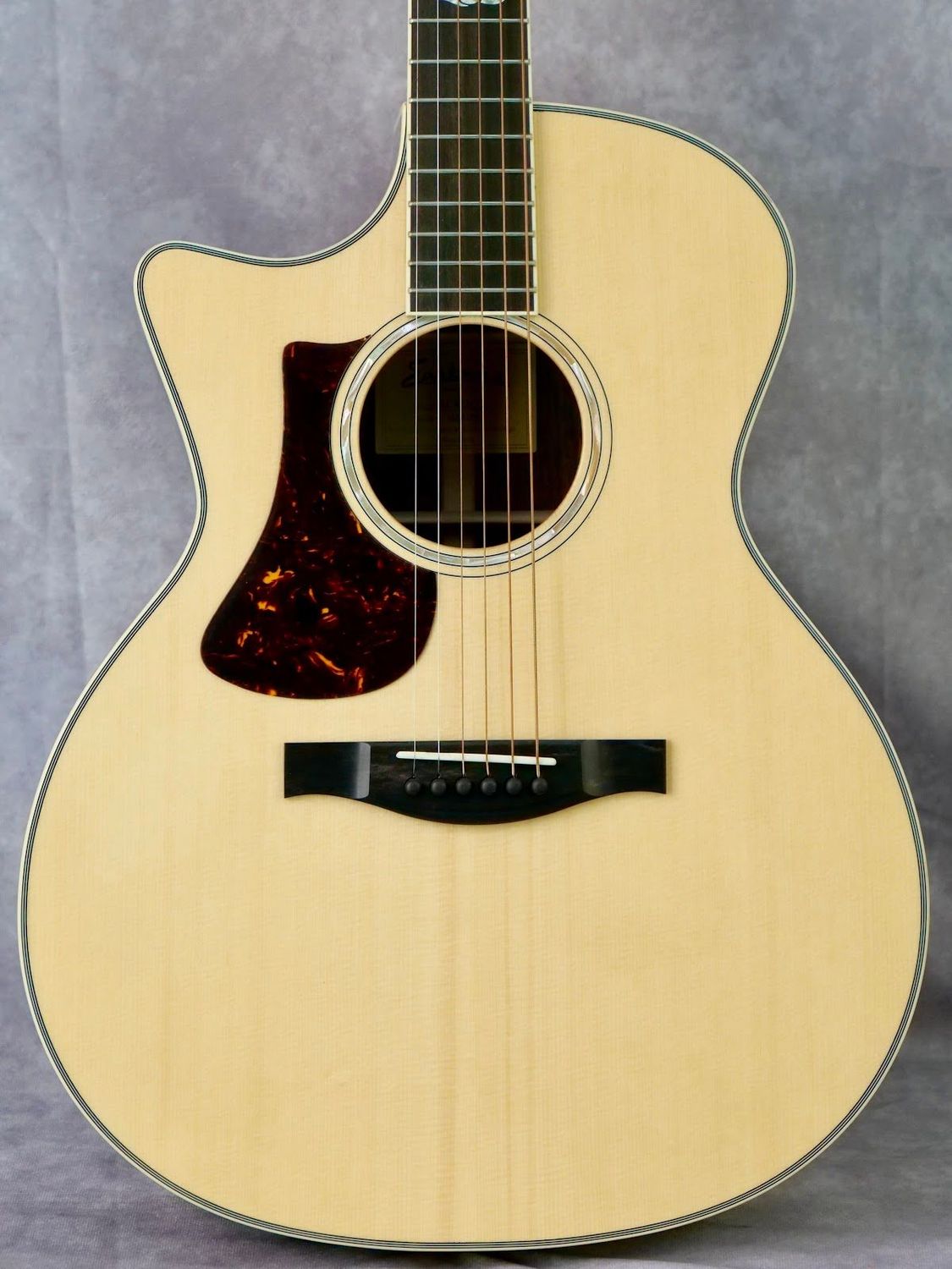 Eastman AC422CE #740 left handed acoustic guitar