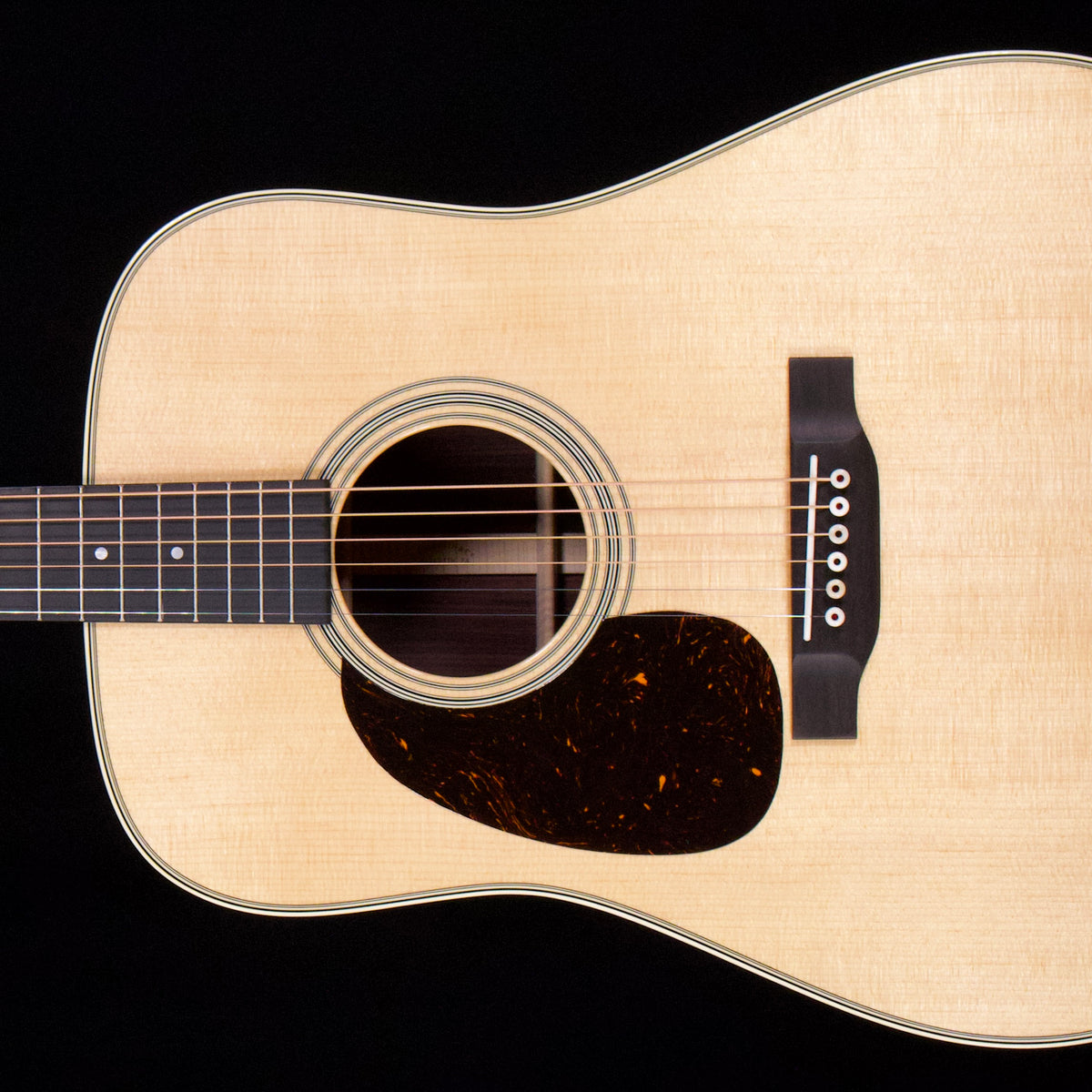 Martin D-28 Left-Handed 2026 model