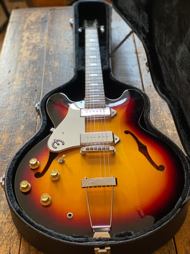 Epiphone Scarce Left Handed 1999 Casino Electric Guitar Antique Sunburst Finish