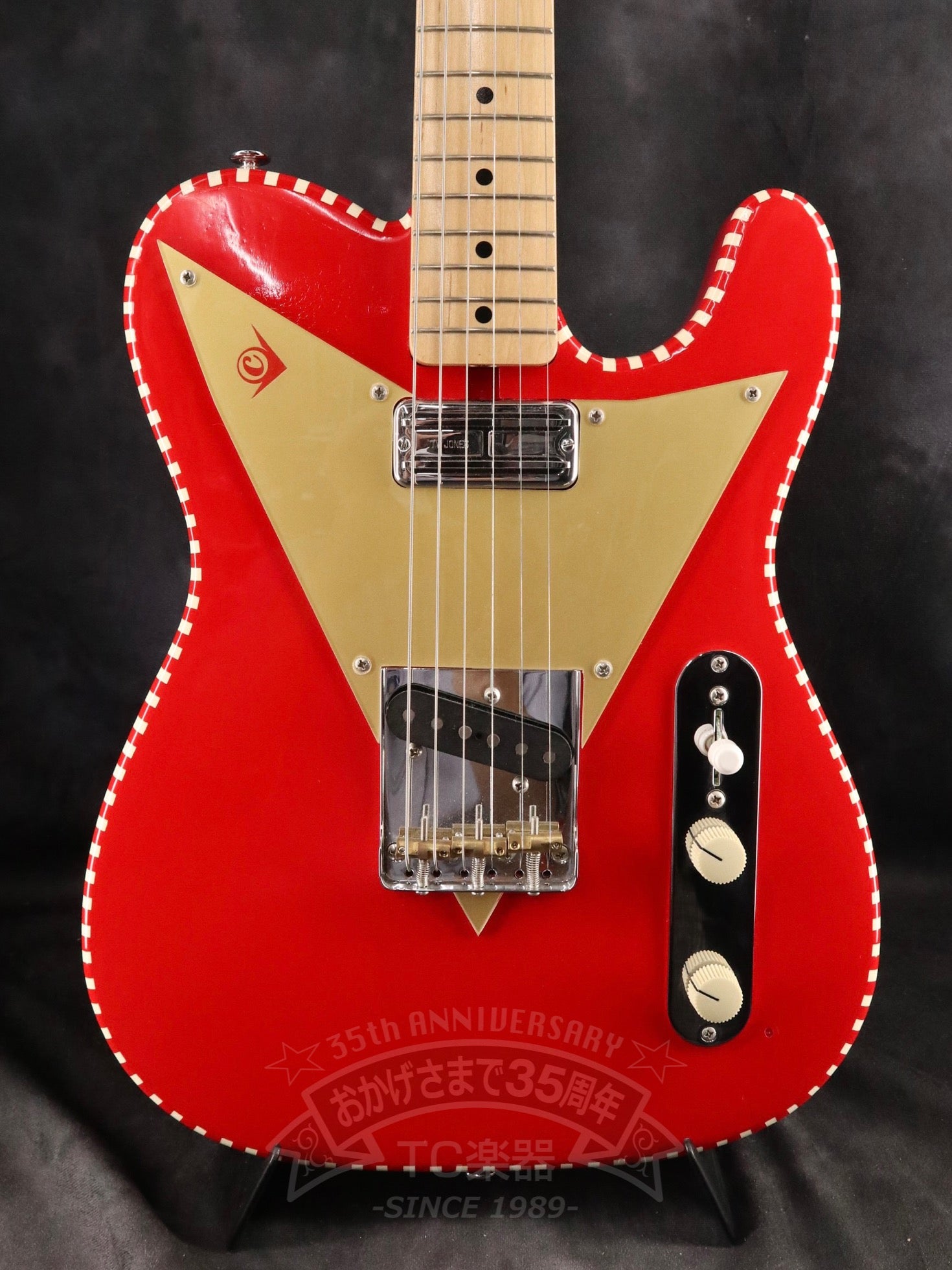Caramel’s Guitar Kitchen V2 Paprika Red