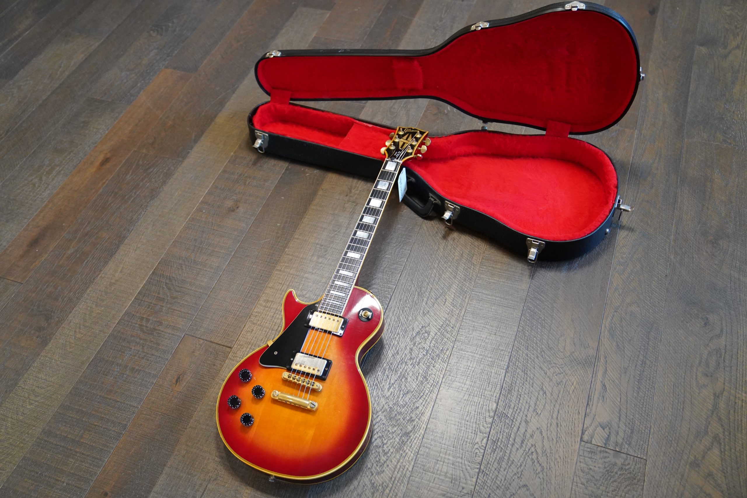 Lefty! 1985 Gibson Les Paul Custom Solid Electric Guitar Vintage Cherry Sunburst + Hard Case
