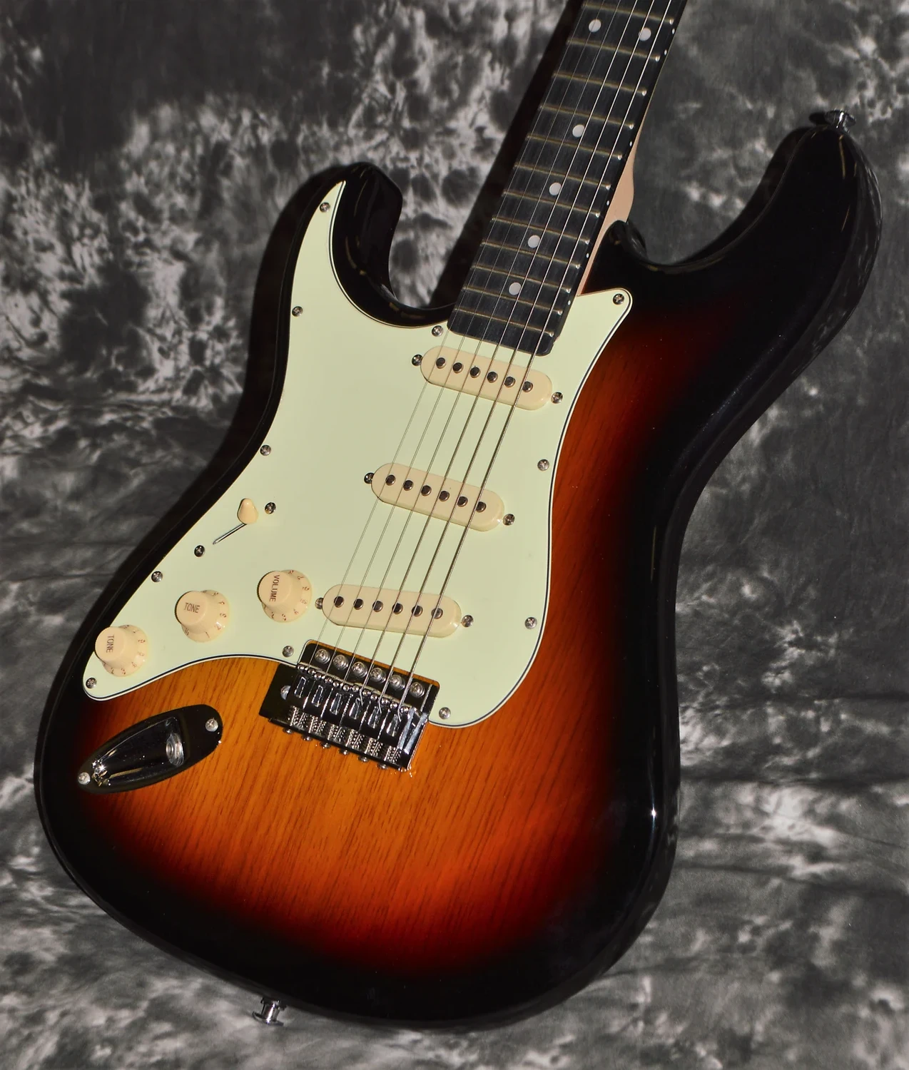 2021 Tagima - TG-500 *Lefty* - Sunburst