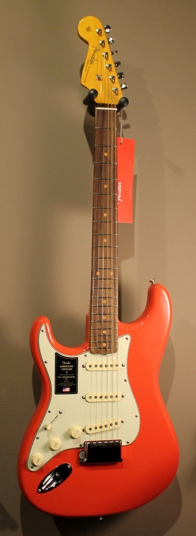 Fender American Vintage II '61 Stratocaster LH Fiesta Red