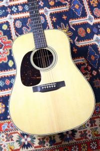 Martin 【掻き鳴らした瞬間の爽快感】D-28 Standard Lefty #3061779
