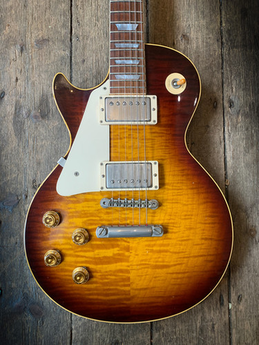 2009 Left handed Gibson Custom Art & Historic '59 Les Paul RI -R9