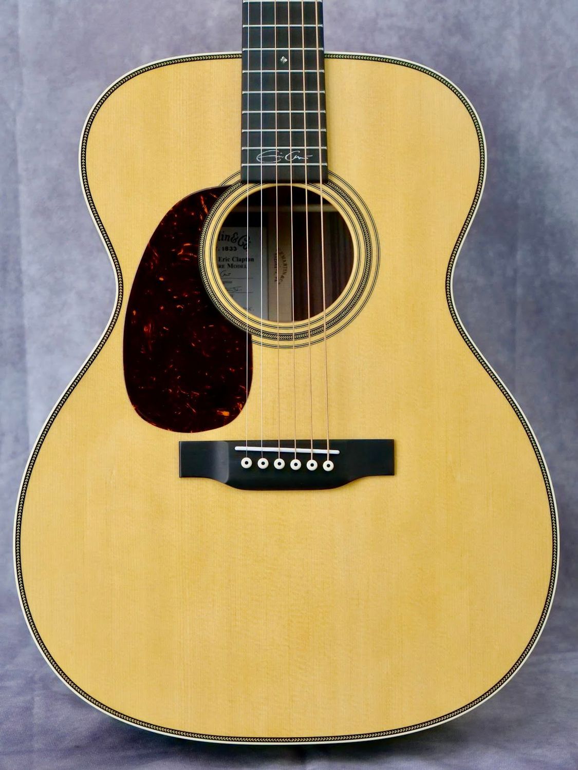 Martin 000-28EC Eric Clapton #054 left handed acoustic guitar